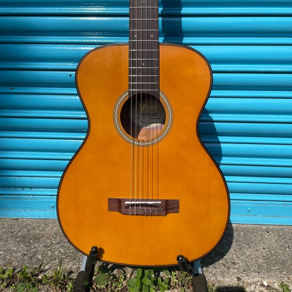 Valencia 430 Series Crossover Nylon String Sale