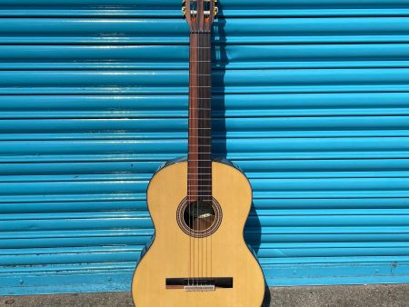 Valencia VC564 Classical Guitar For Discount